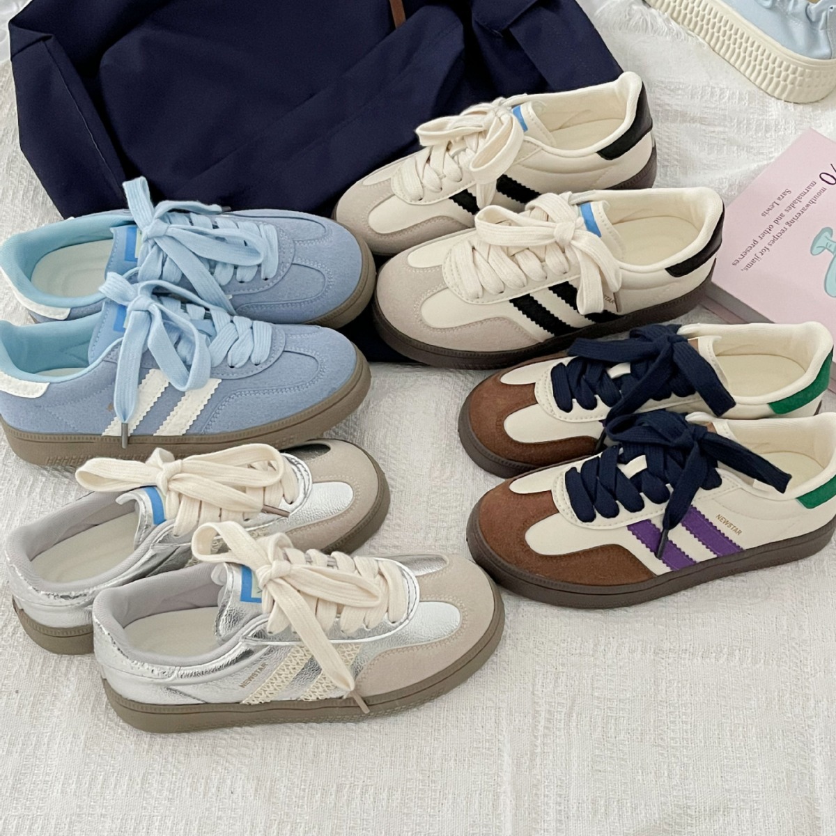 Vintage-style sneakers for wom - đánh giá và giá Guipure Lace Panel